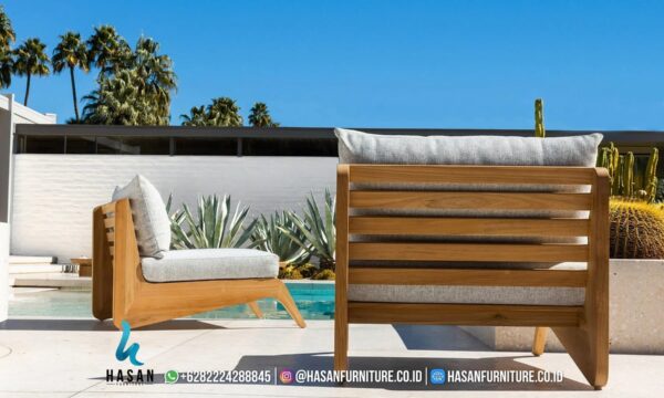 EASY Lounge Chair Jati Jepara dengan desain zig-zag modern di tepi kolam renang mewah.