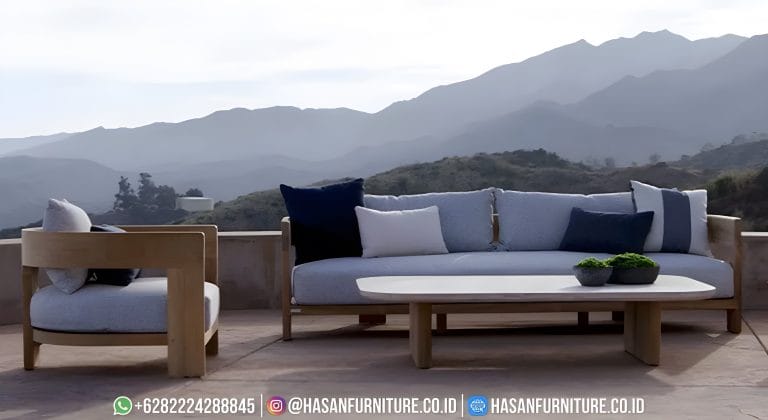 Sofa Victoria 3 dudukan dari kayu jati solid Jepara dengan desain minimalis modern dan bantal abu-abu empuk