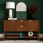 Penempatan Sideboard Walnut Fluted di Ruang Tamu Mewah