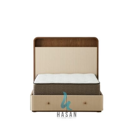 Ranjang jati mewah kombinasi cream dengan 2 laci depan